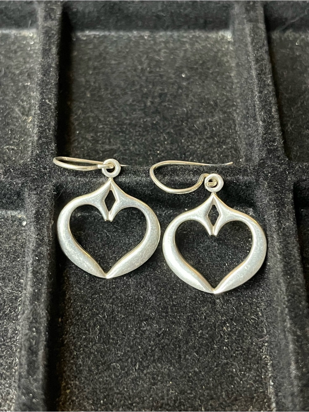Vintage artisan sterling silver dangle earrings dolphins hearts Lovell